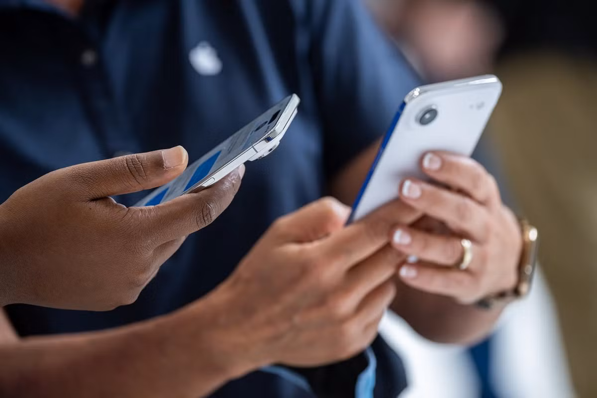 Với giá khởi điểm 31,99 triệu đồng, iPhone Air đẹp nhưng chưa chắc thực dụng bằng các mẫu Pro.