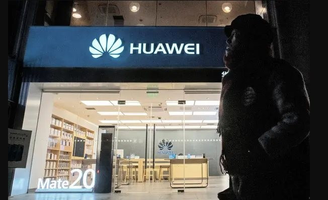 Câu chuyện về Lao Zhang, cựu kỹ sư Huawei từng được nhà sáng lập Nhậm Chính Phi khen ngợi, đang gây chấn động cộng đồng công nghệ châu Á.