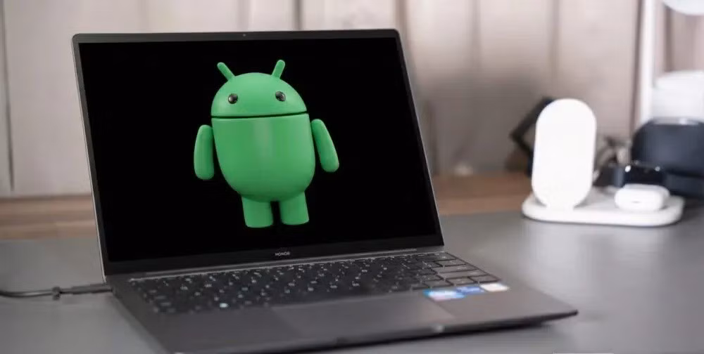 Sameer Samat - người đứng đầu mảng Hệ sinh thái Android - xác nhận sự kết hợp Android và ChromeOS sẽ bắt đầu từ năm sau.