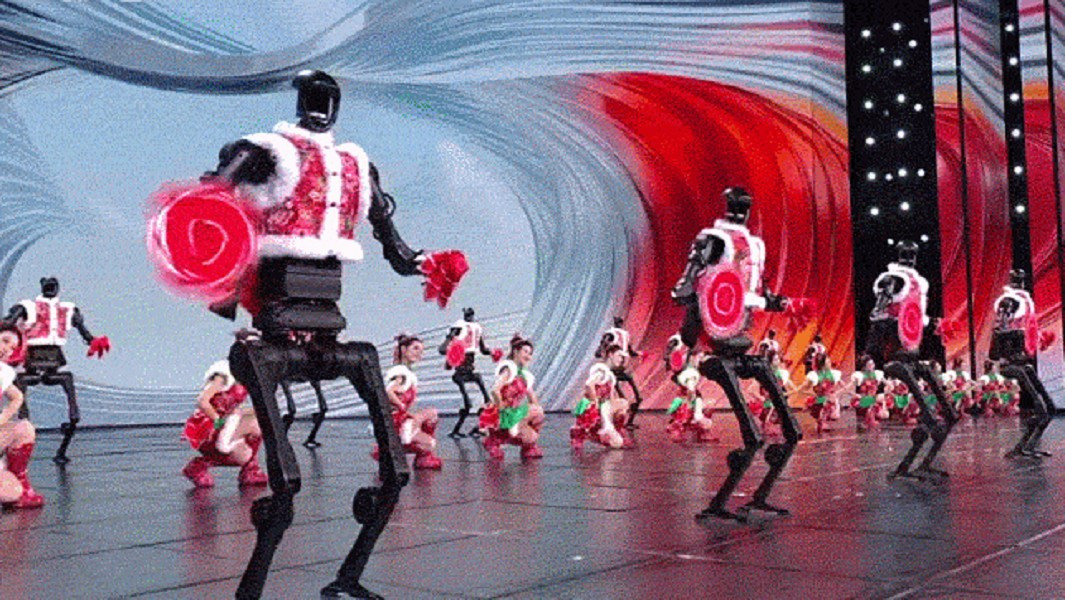 Sau làn sóng robot nhảy múa và pha cà phê gây sốt, ngành robot hình người Trung Quốc đang bước vào giai đoạn thử thách thực sự trong môi trường công nghiệp.