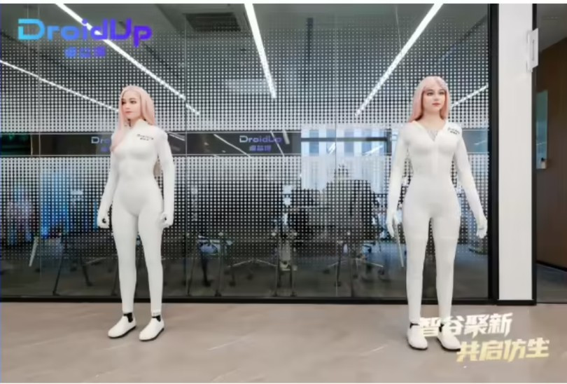 Robot còn được trang bị hệ thống cảm biến 3D, tránh va chạm và vật liệu đàn hồi giúp giảm tới 90% lực tác động khi tiếp xúc.(Ảnh: Sohu)