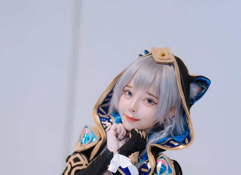 Josette thường đăng tải những bộ ảnh cosplay được đầu tư kỹ lưỡng, hóa thân từ nhân vật anime ngọt ngào đến các game girl quyến rũ.