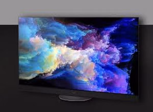 Không chỉ bán hàng, Panasonic còn dự kiến thuê Skyworth và TCL gia công một số mẫu TV.