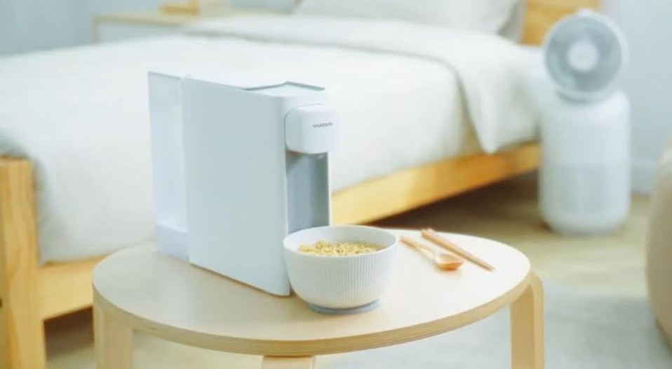 Công nghệ Smart Wash tự làm sạch đường ống, bảng điều khiển cảm ứng và khóa an toàn cho trẻ em.