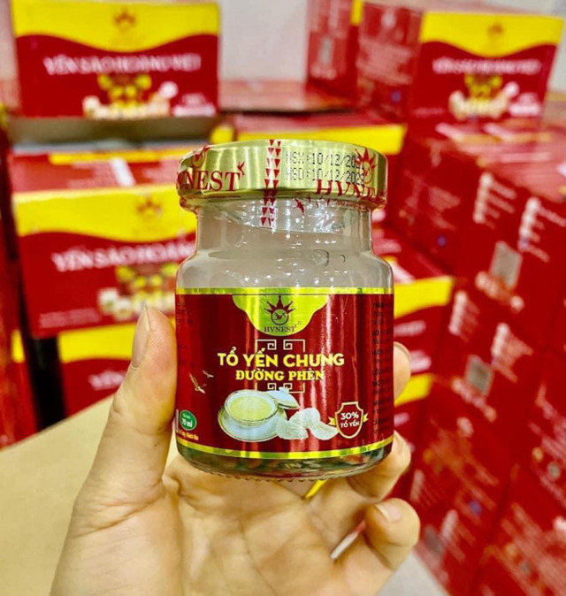 Tổ yến chưng đắt khách mùa dịch, chủ cửa hàng bán sương sương vài cân/ngày - Hình 2 To yen chung dat khach mua dich, chu cua hang ban suong suong vai can/ngay-Hinh-2