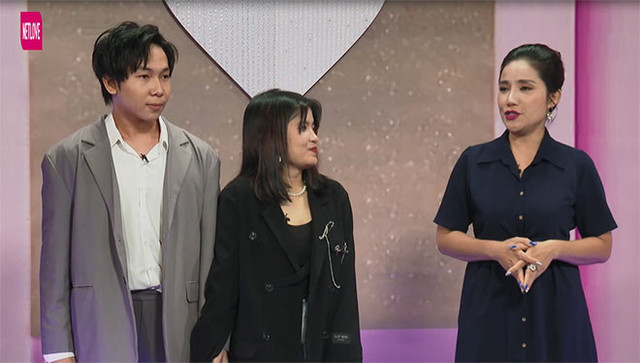 Chàng trai thích 'lái máy bay' gặp ngay gái xinh 22 tuổi qua 7 mối tình - Hình 6 Chang trai thich 'lai may bay' gap ngay gai xinh 22 tuoi qua 7 moi tinh-Hinh-6