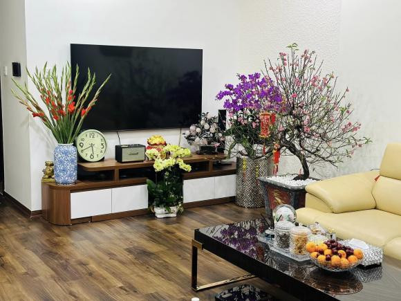 Bà xã nghệ sĩ Công Lý decor góc ban công cực đẹp - Hình 7 Ba xa nghe si Cong Ly decor goc ban cong cuc dep-Hinh-7