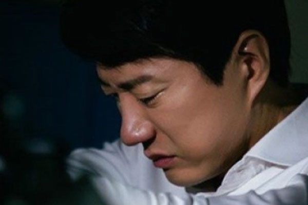 Sụp đổ vì chồng bỏ đi cả tuần, lúc về lại năn nỉ vợ bán nhà Sup do vi chong bo di ca tuan, luc ve lai nan ni vo ban nha