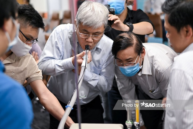 Máy thở MV20 trong công tác chữa trị COVID-19 được đánh giá cao - Hình 20 May tho MV20 trong cong tac chua tri COVID-19 duoc danh gia cao-Hinh-20
