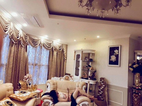 Quỳnh Nga ngủ dậy kêu đau cổ vai gáy, Thanh Hương bình luận "khó tưởng" Quynh Nga ngu day keu dau co vai gay, Thanh Huong binh luan