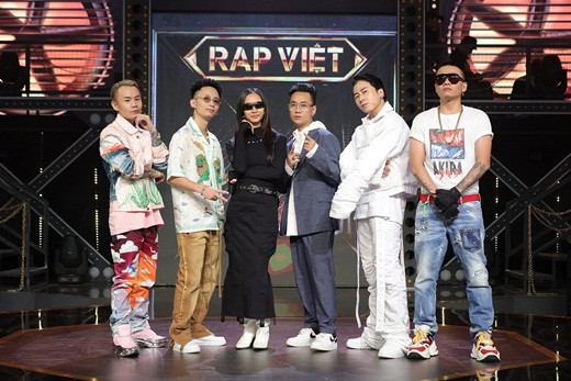 Suboi bất ngờ xuất hiện “căng đét” trong bộ 6 quyền lực Rap Việt Suboi bat ngo xuat hien “cang det” trong bo 6 quyen luc Rap Viet