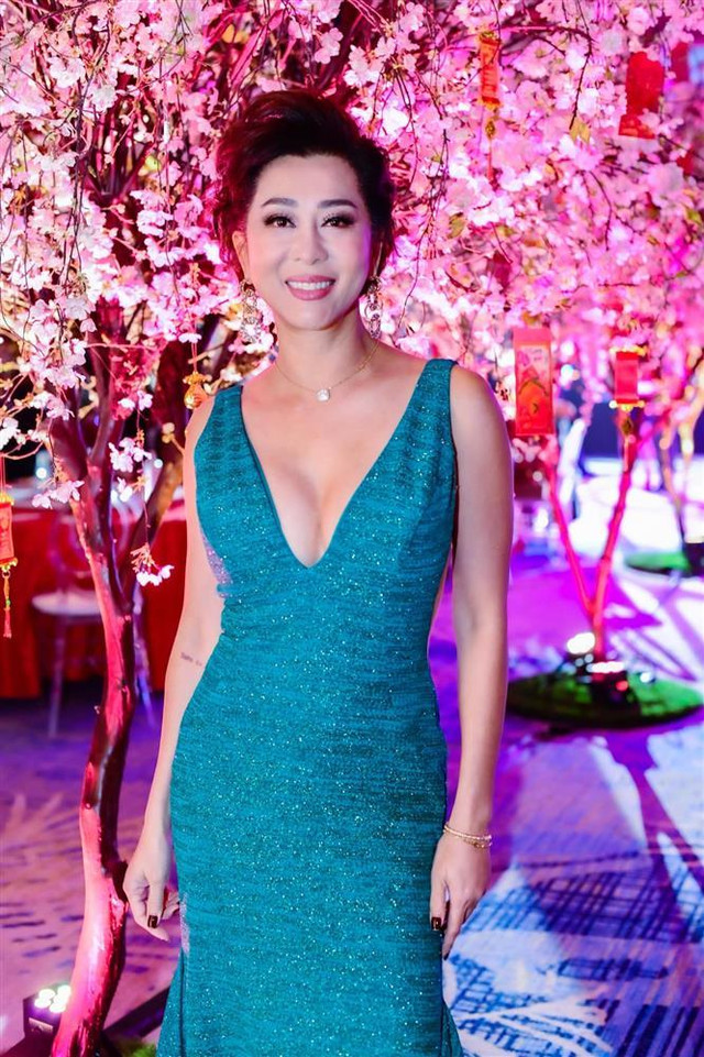 Nguyễn Cao Kỳ Duyên 'sắc như dao' khi bị chất vấn nhân cách - Hình 3 Nguyen Cao Ky Duyen 'sac nhu dao' khi bi chat van nhan cach-Hinh-3