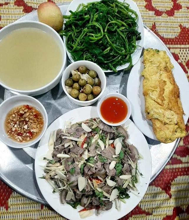 Mâm cơm ngon mắt của cậu bé 13 tuổi khiến dân mạng ngỡ ngàng - Hình 8 Mam com ngon mat cua cau be 13 tuoi khien dan mang ngo ngang-Hinh-8