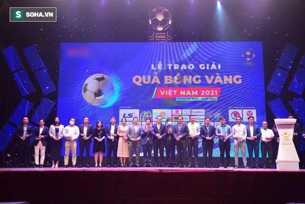 "Hạt sạn" đáng tiếc ở Gala "Quả Bóng Vàng Việt Nam" 2021 - Hình 3