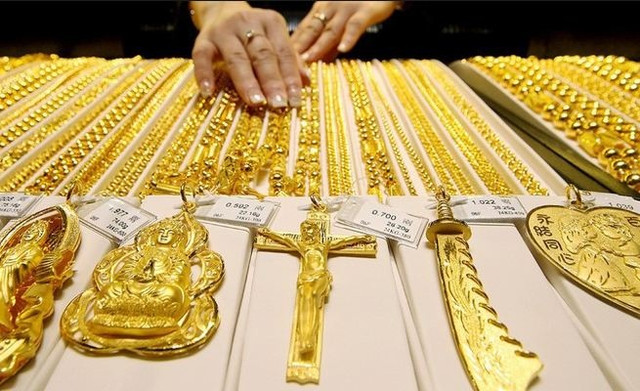 Giá vàng hôm nay 1/7: Tiếp tục tăng khi Mỹ - Trung bớt căng thẳng Gia vang hom nay 1/7: Tiep tuc tang khi My - Trung bot cang thang