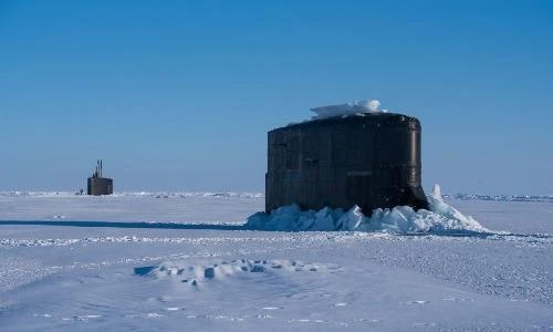 Tàu ngầm Mỹ thi nhau "đội băng" ở Bắc Cực, Nga cười nhạt