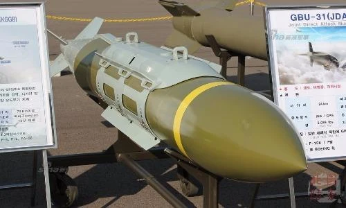 Lấy chiến tranh nuôi chiến tranh: Tên lửa Mỹ rẻ hơn Nga?