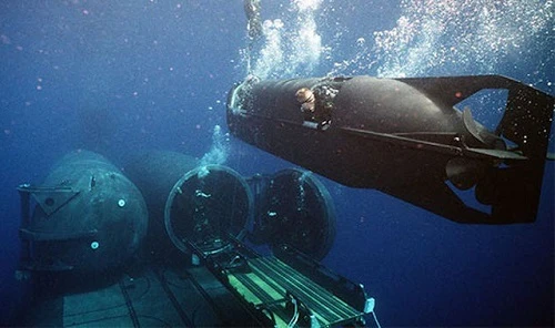 Cực hiếm: Cận cảnh tàu ngầm "mui trần" của đặc nhiệm hải quân Mỹ