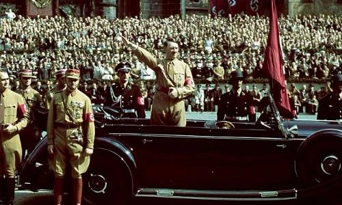 Điều chưa biết về chiếc siêu xe của trùm phát xít Hitler