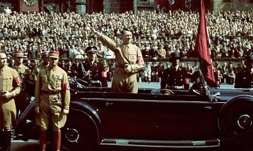 Điều chưa biết về chiếc siêu xe của trùm phát xít Hitler
