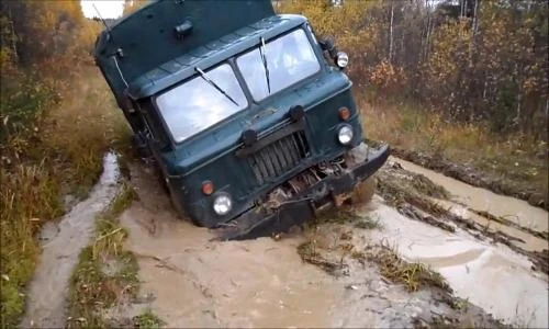 Chiêm ngưỡng cỗ xe tải quân sự lỳ lợm nhất Liên Xô