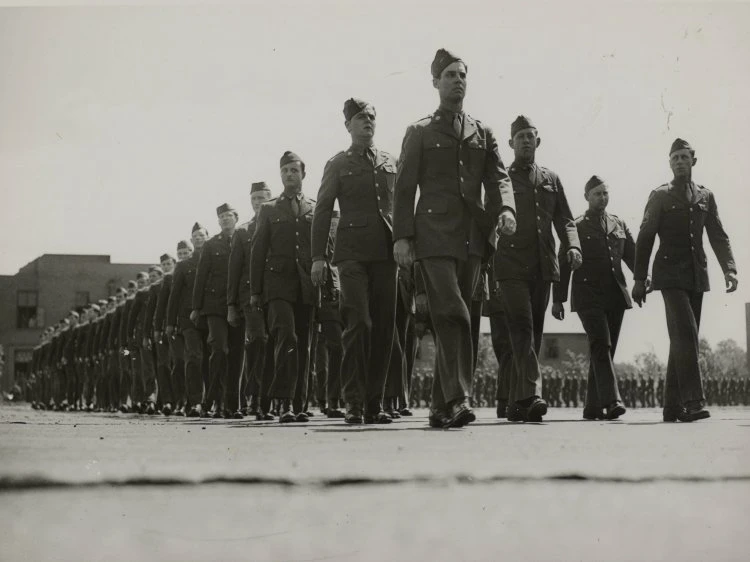 Binh lính các cường quốc quân sự 100 năm trước trông như thế nào?