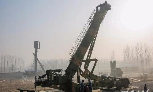 Mở kho tên lửa phòng không S-300 khổng lồ của Trung Quốc