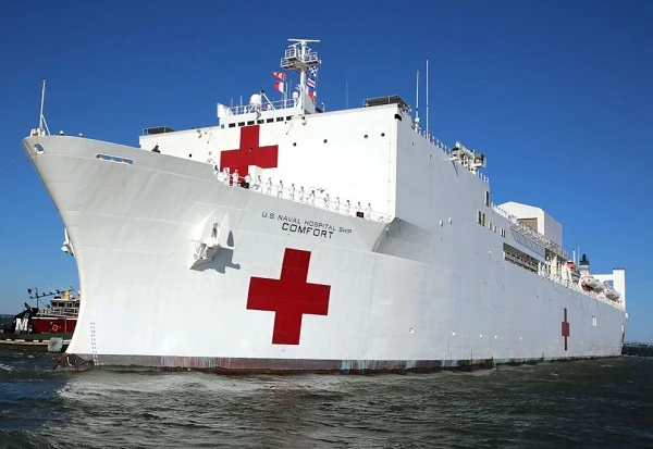 Khám phá tàu bệnh viện cực xịn của Mỹ sẵn sàng ứng phó thảm hoạ y tế