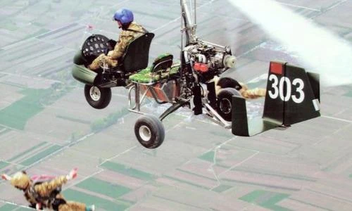 Đặc nhiệm Trung Quốc bắt chước vũ khí điệp viên 007