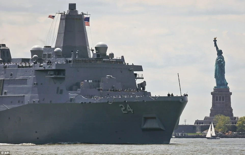Bất ngờ chiến hạm Mỹ đóng bằng thép Trung tâm Thương mại Thế giới