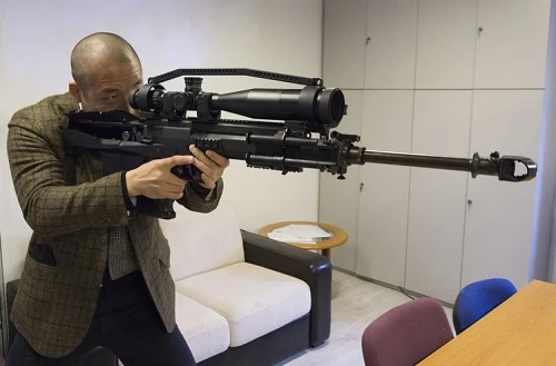 Kinh hãi khẩu súng bẳn tỉa dùng cỡ đạn "khủng bố", công phá siêu mạnh