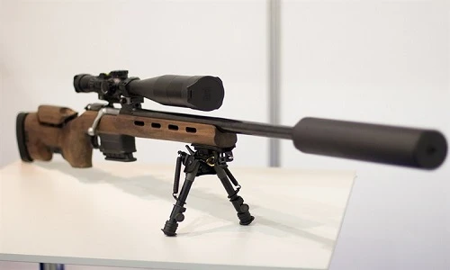 Cận cảnh súng bắn tỉa Ukraine xuyên thủng được xe tăng Armata