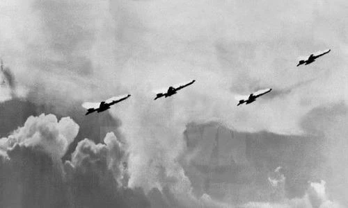 Hà Nội 12 ngày đêm và những hình ảnh không bao giờ quên