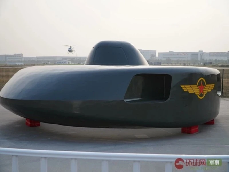 Siêu cấp Đại Bạch Sa: "Máy bay" quái gở, giống hệt UFO của Trung Quốc