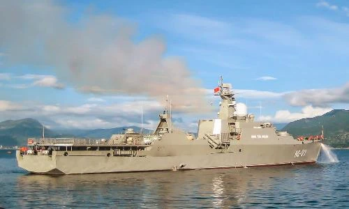Ấn Độ muốn mua tàu hộ vệ tên lửa giống của Việt Nam