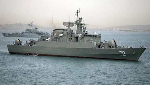 Iran lại khiến thế giới giật mình khi tự "đắp" thêm vũ khí cho khinh hạm