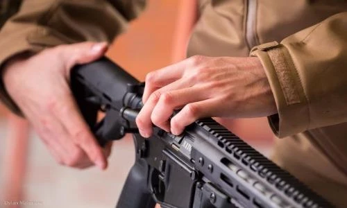 Quân đội Ukraine "thay máu", thay luôn cả AK-74