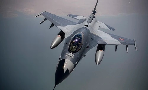 Sợ vũ khí xịn rơi vào tay Iran, Mỹ dừng viện trợ cho... Iraq