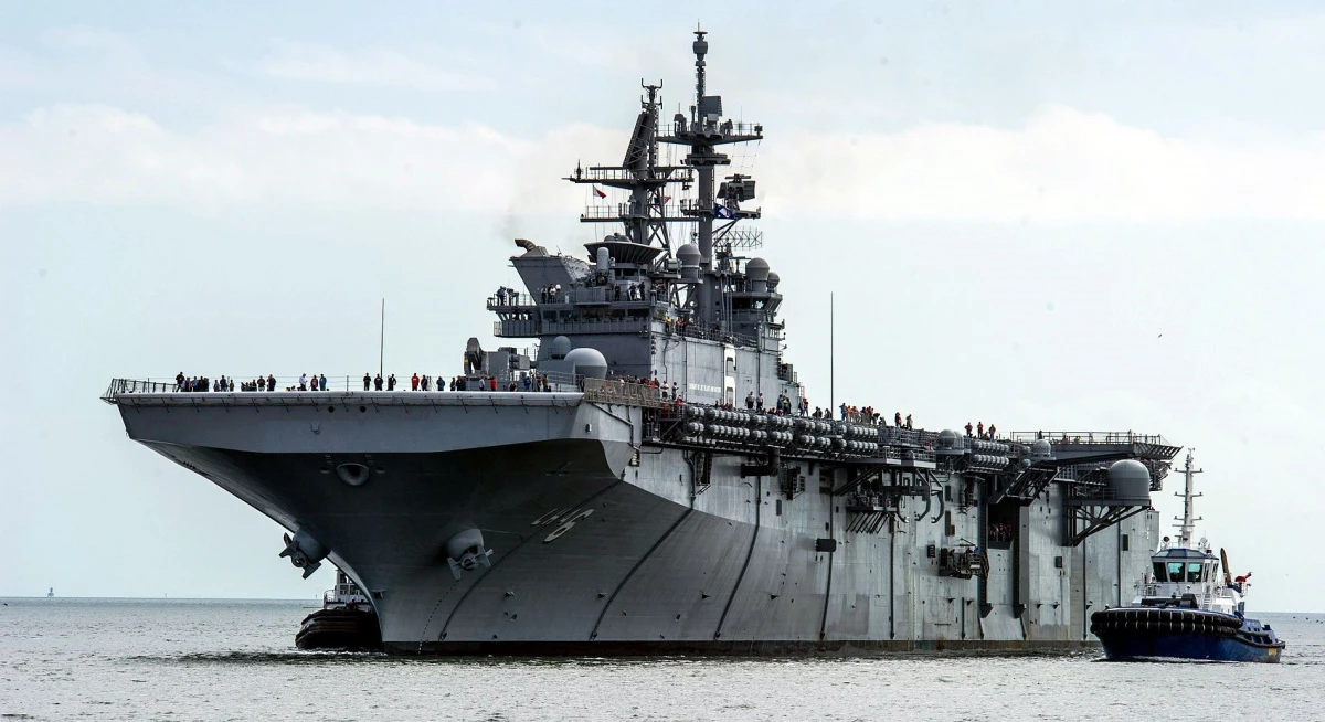 Soi chi tiết siêu tàu đổ bộ Type-075 Trung Quốc sắp hạ thuỷ