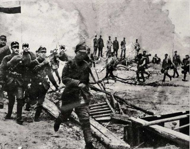 Nhìn lại những con số kinh hoàng trong trận Vũ Hán thời chiến tranh Trung-Nhật