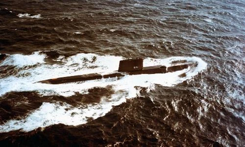 Tàu ngầm hạt nhân đầu tiên trên hành tinh có gì đặc biệt?