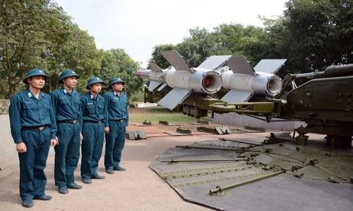 Luyện quân ở tiểu đoàn tên lửa bắn rơi B-52 trên bầu trời Hà Nội