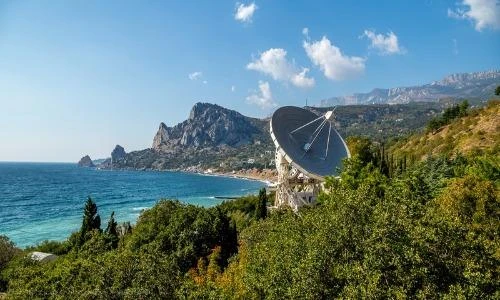 Bí ẩn đài anten to khủng khiếp tại bán đảo Crimea