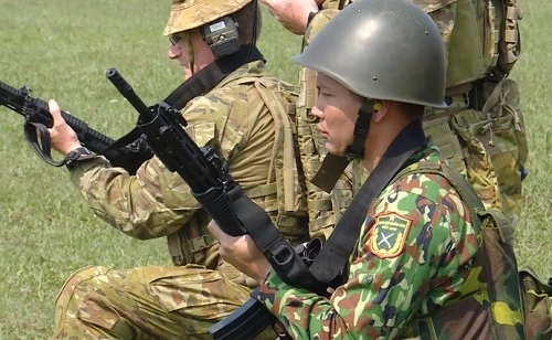 Xạ thủ Việt Nam có súng trường mới: Mỹ sản xuất, cực lạ, cực hiện đại!