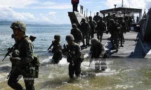 Mục kích Hải quân Mỹ-Philippines tập trận tái chiếm đảo