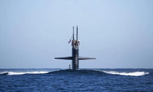 Cận cảnh tàu ngầm hạt nhân Mỹ viếng thăm Australia