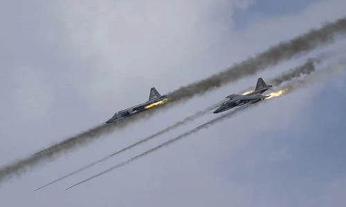 Vắng Nga, ai giúp Kazakhstan đại tu cường kích Su-25?