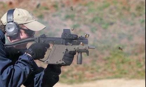 KRISS Vector: khẩu tiểu liên đánh bại súng trường tấn công