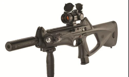 Lý do Cx4 Storm là khẩu súng tiểu liên kỳ dị nhất thế giới