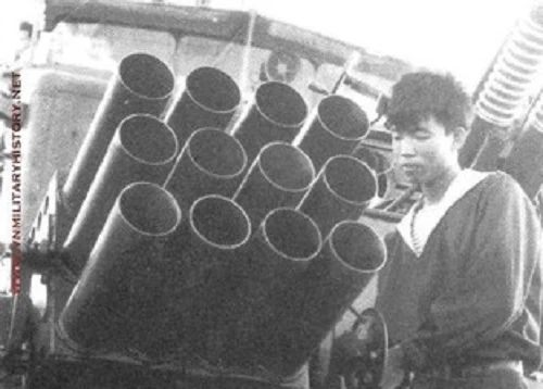 Sáng tạo: Hải quân Việt Nam đưa "pháo dàn" H12 lên tàu chiến từ khi nào?